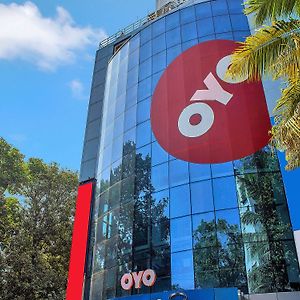 Oyo 11089 Hotel Deccan 8